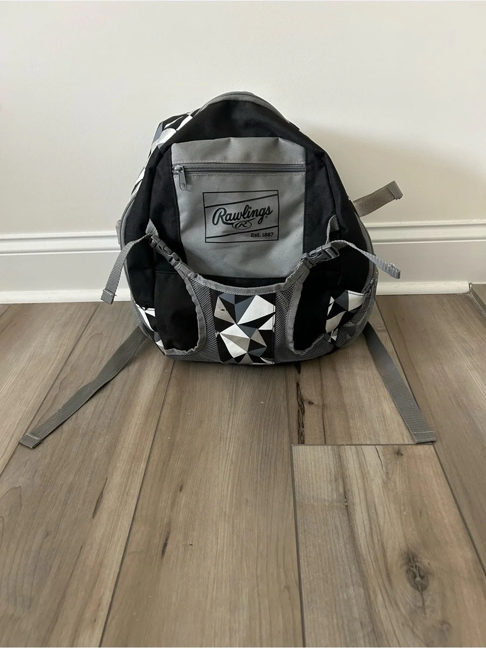 Rawlings Black and Gray Geometric Pattern Backpack